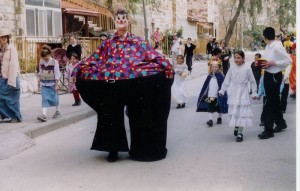 Jerusalem_Purim_scene